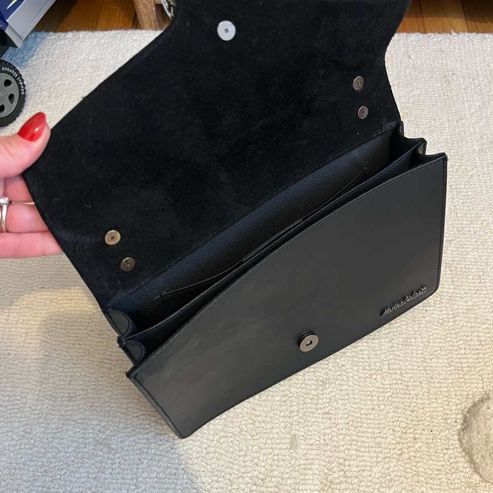 Black Leather Chain Shoulder Bag - Picture 4 of 5